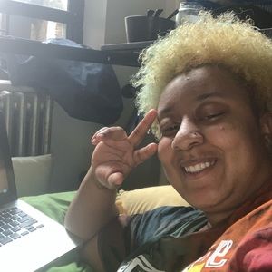 Meet your Posher, Ashley